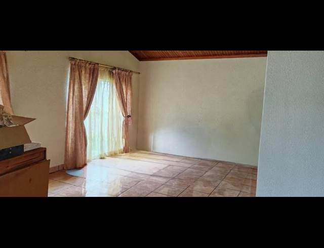 3 BEDROOM HOUSE FOR SALE IN PRETORIA GARDENS